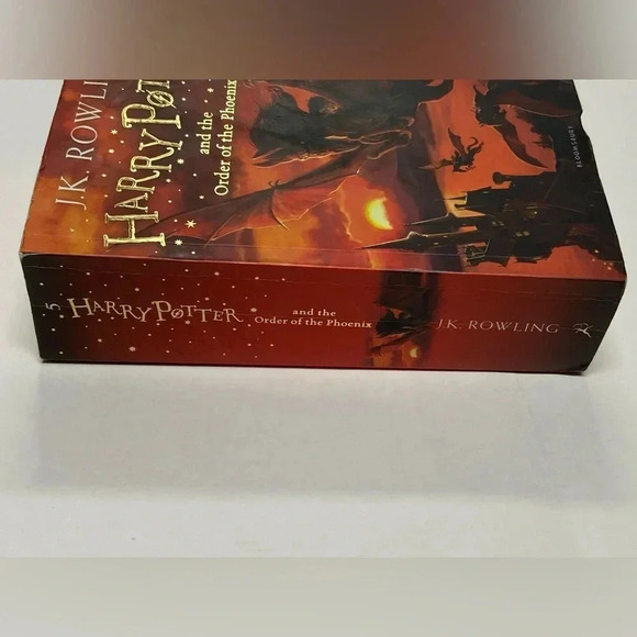 Harry Potter and the Order of the Phoenix - Book 5 | Softcover 📚 - Picture 5 of 16